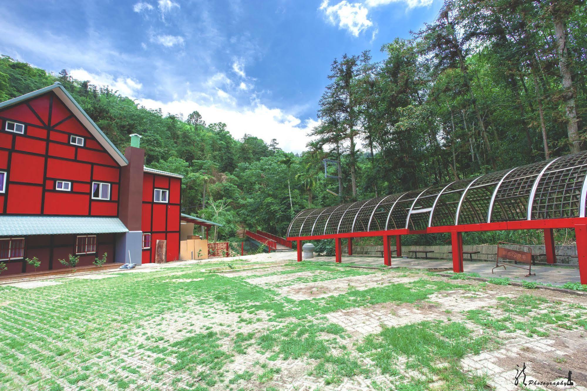Dingdai Cherry Blossoms Resort Nantou Kültér fotó