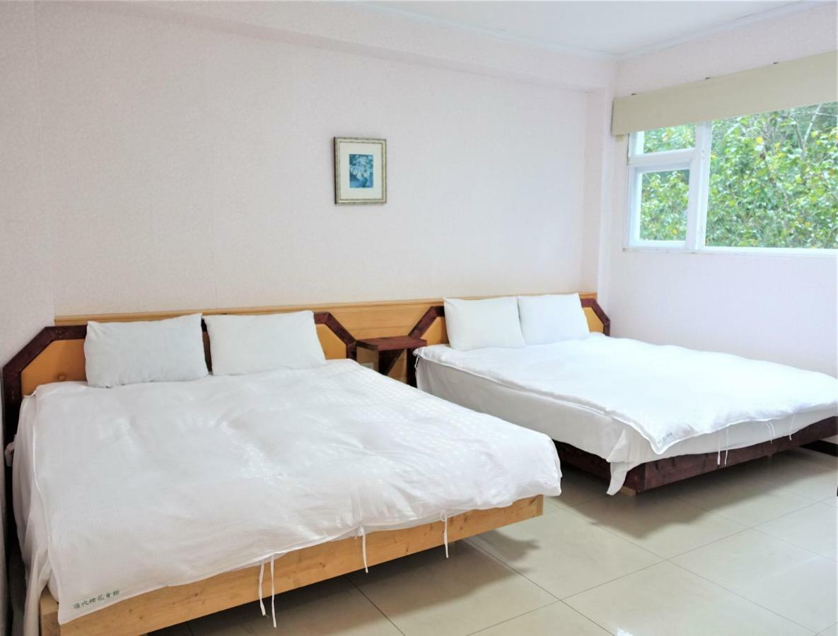 Dingdai Cherry Blossoms Resort Nantou Kültér fotó